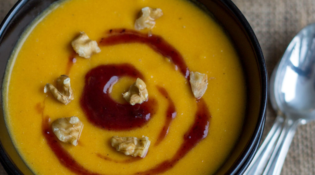 Süßkartoffel-Möhren-Ingwer-Suppe mit Pfiff - goodlife.in-mind.de